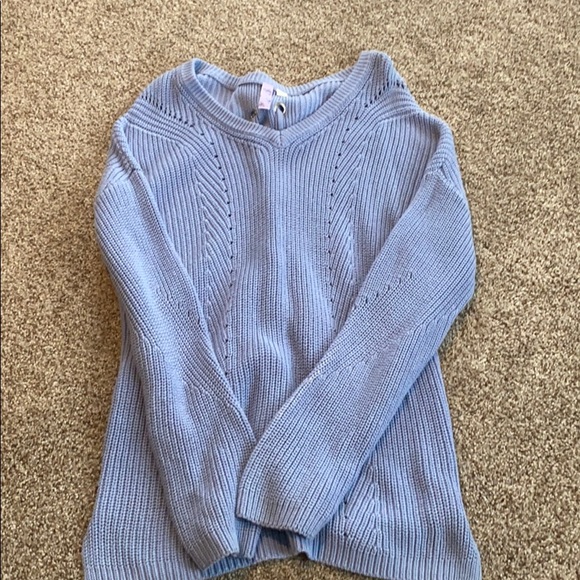 V neck knit sweater - Picture 1 of 2